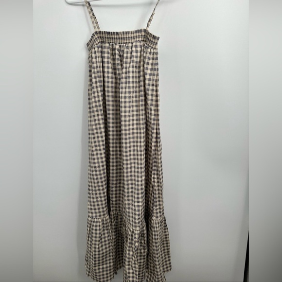 WeWoreWhat Smocked gingham Midi Dress NWT Size Small - Picture 5 of 7